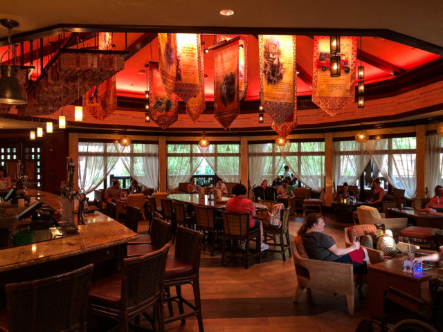 Ponto Orlando Restaurantes na Disney Nomad Lounge 005